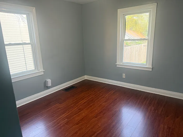 604 Creel Ave — Photo 8
