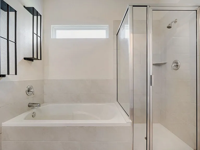 810 Town Creek Way — Photo 25
