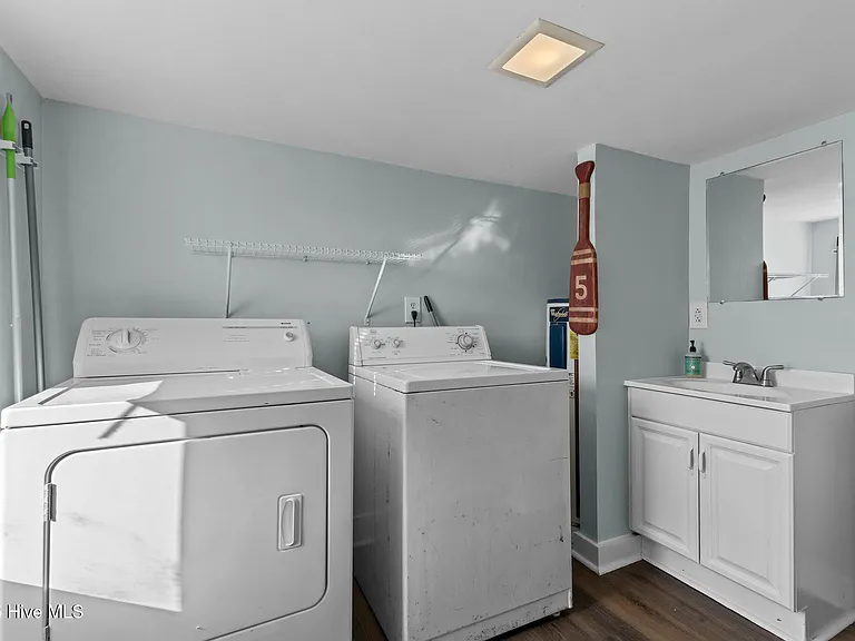 1406 Evans St #B — Photo 17