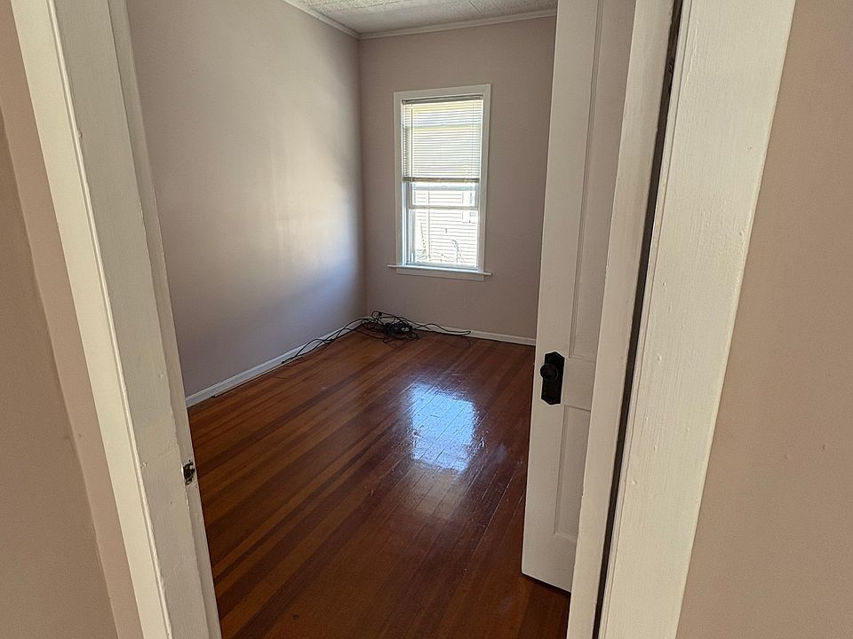 1st image of 268 Palmer St