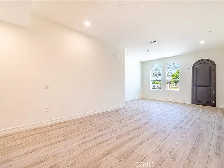 170 S New Ave #3 — Photo 11