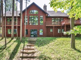 7890 Cut Off Rd, Presque Isle, WI 54557