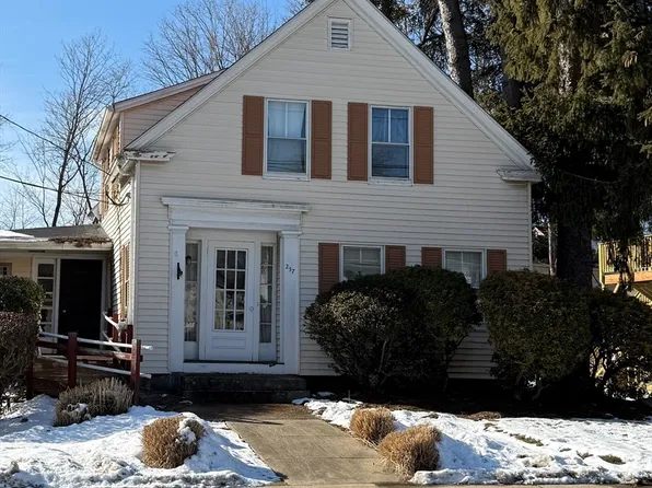 257-259 Main St, Ashland, MA 01721