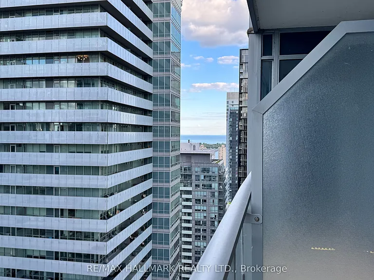 21 Widmer St #3607 — Photo 4