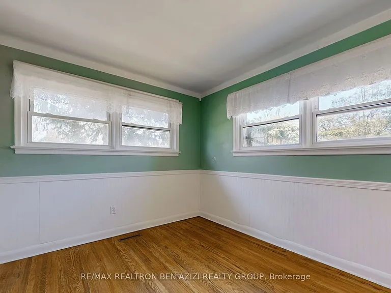 49 Don Mor Dr — Photo 7