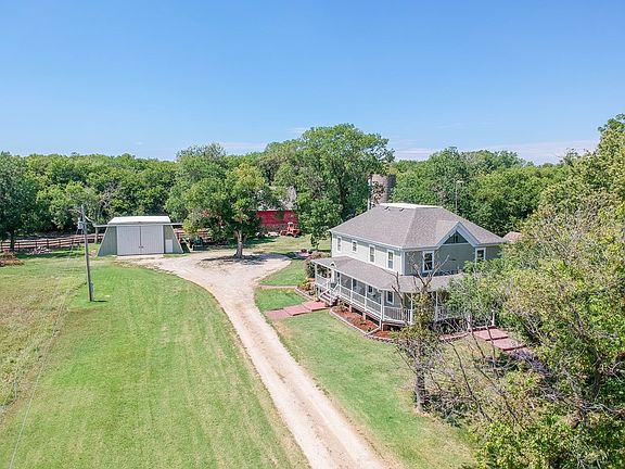 2nd image of 3425 N Old Highway 81