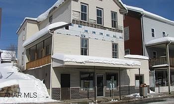 2nd image of 726 Main St