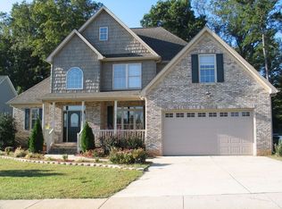 1571 Essex Hall Dr, Rock Hill, SC 29730