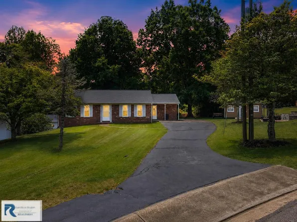 114 Hedrick Dr, Chatham, VA 24531