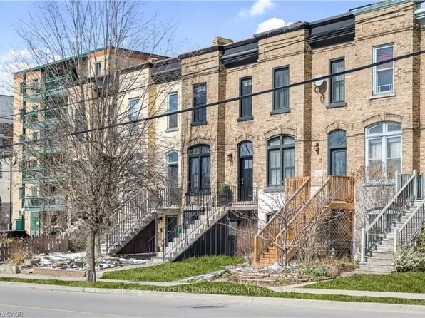 26 Courtland Ave E, Kitchener, ON N2G 2T5
