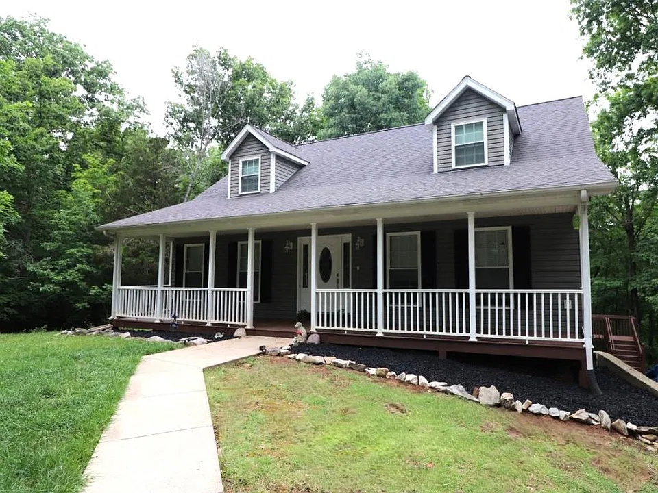140 Pine Needle Ln