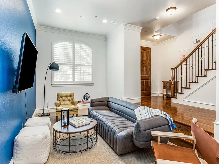 7935 Osborn Pkwy — Photo 33