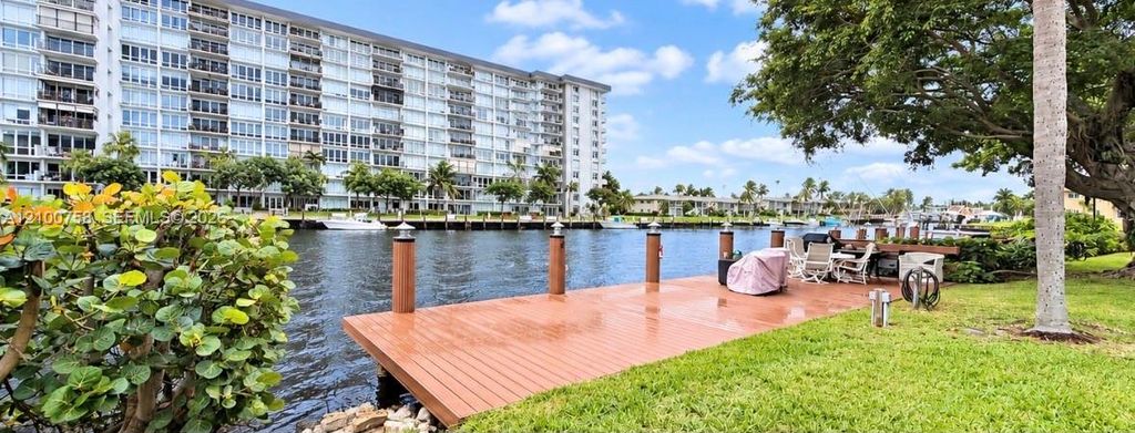 777 S Federal Hwy #206-F, photo 2