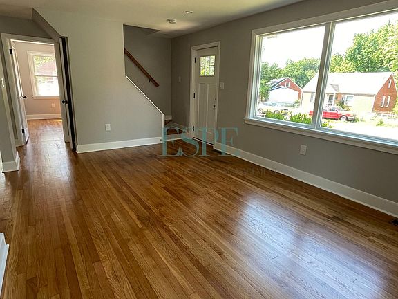 4th image of 1513 Gunn St
