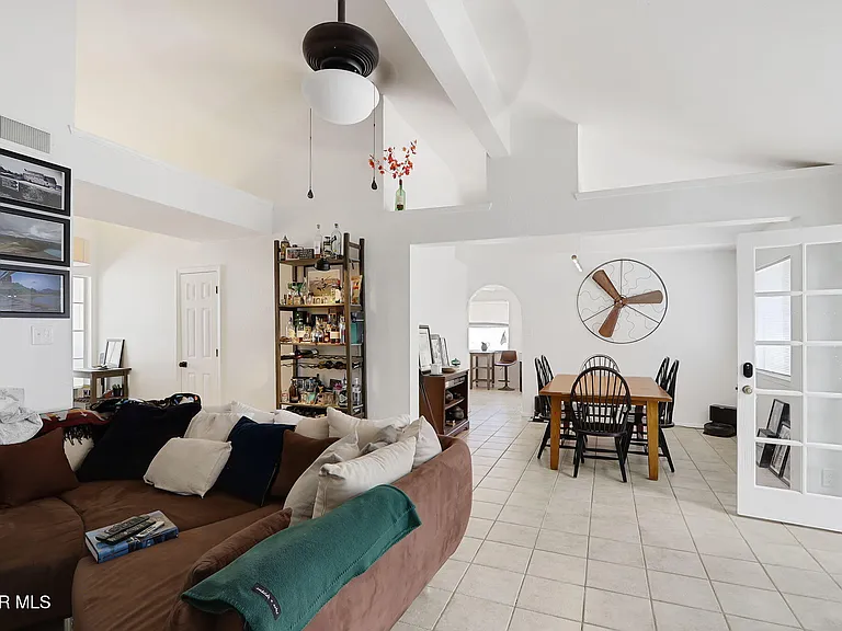 4348 Loma Hermosa Dr — Photo 10