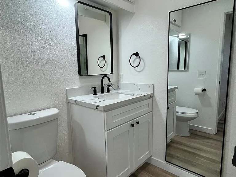 23335 La Crescenta — Photo 12