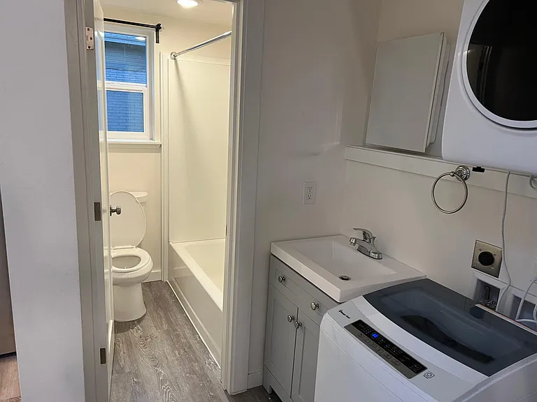 10734 Stone Ave N #304 — Photo 4