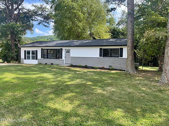 3rd image of 4220 Felty Dr