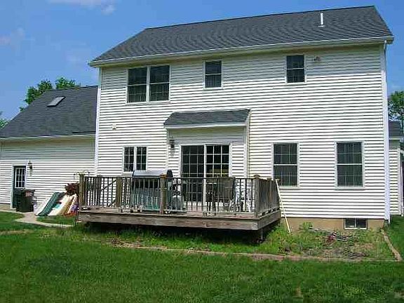 2nd image of 107 Heartland Dr