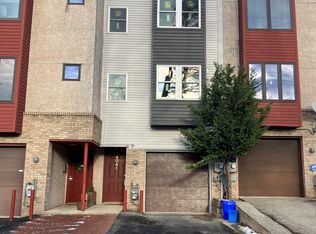4041 Cresson St, Philadelphia, PA 19127