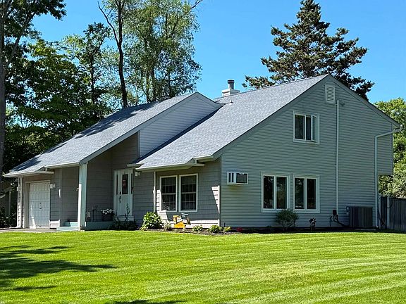 2nd image of 1 Lake Placid Court