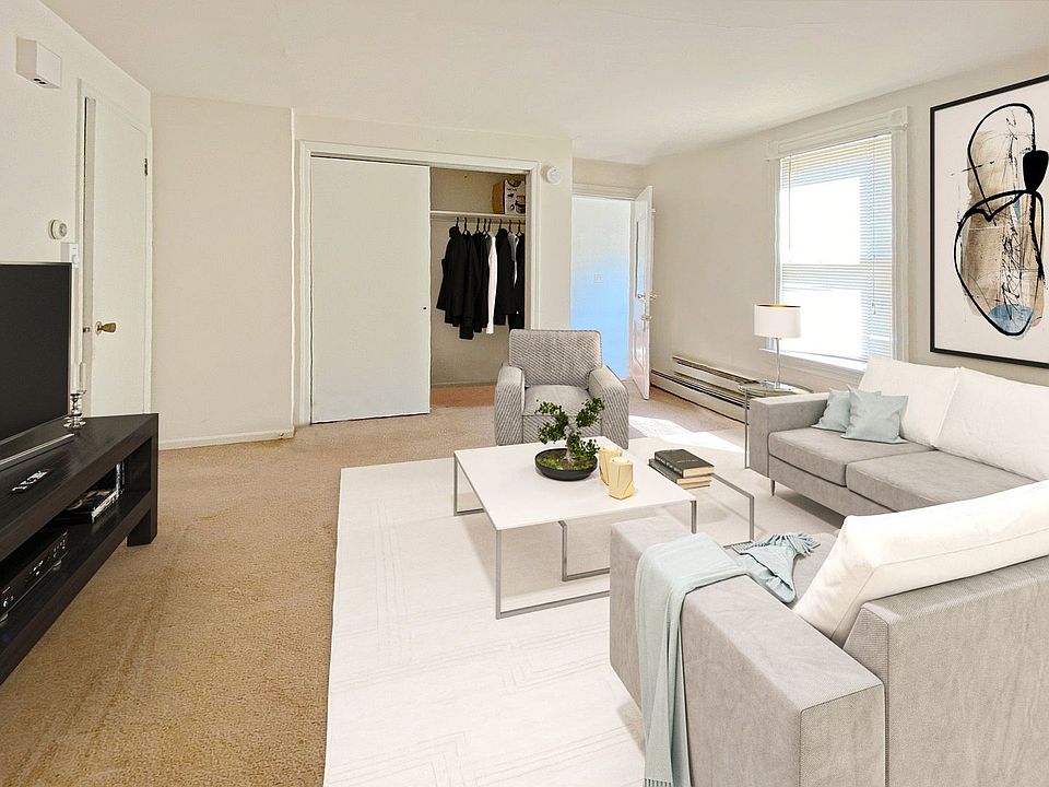 2nd image of 234 S Main St APT 3