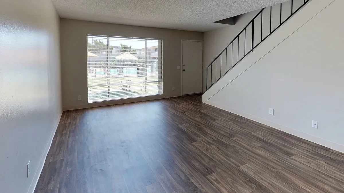 Building Photo - 805 N Mollison Ave #1A
