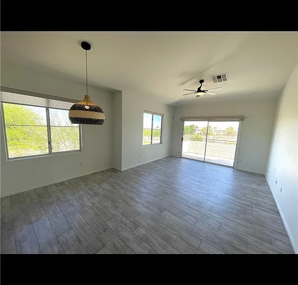 712 Peachy Canyon Cir #201 — Photo 31