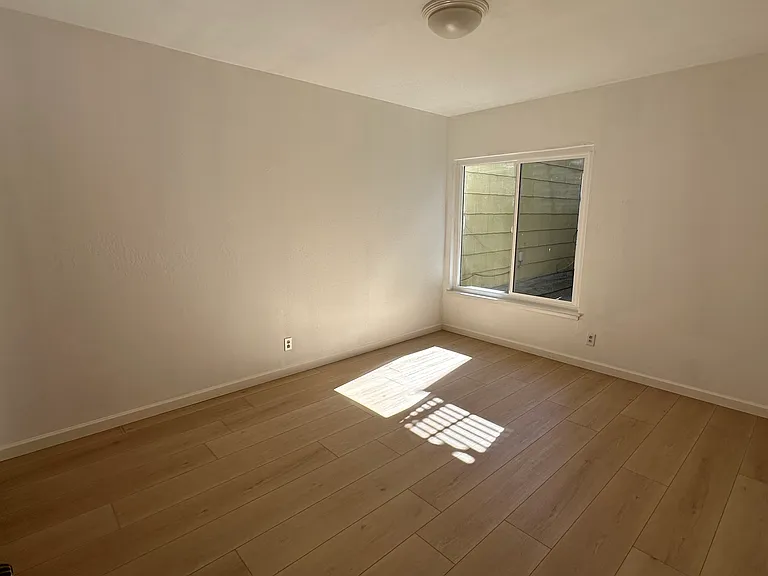 2925 San Bruno Ave #2 — Photo 4