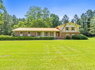 305 Trelawny Dr, Dothan, AL 36301