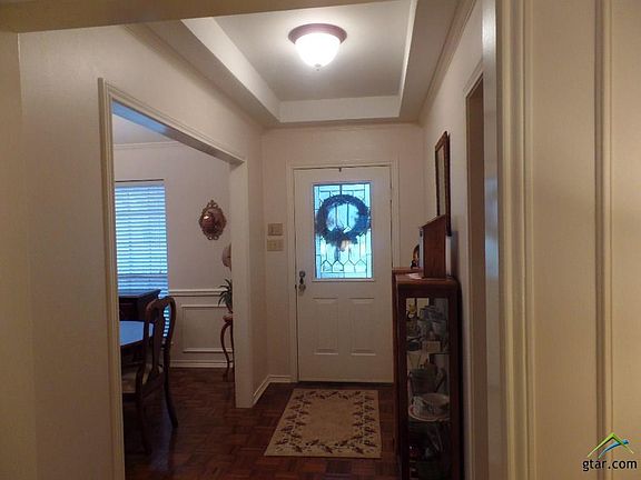 3rd image of 342 Royal Cir