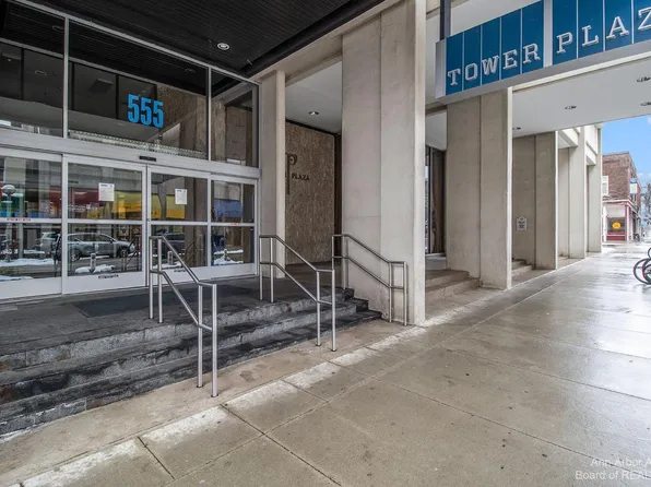 555 E William St APT 25G, Ann Arbor, MI 48104