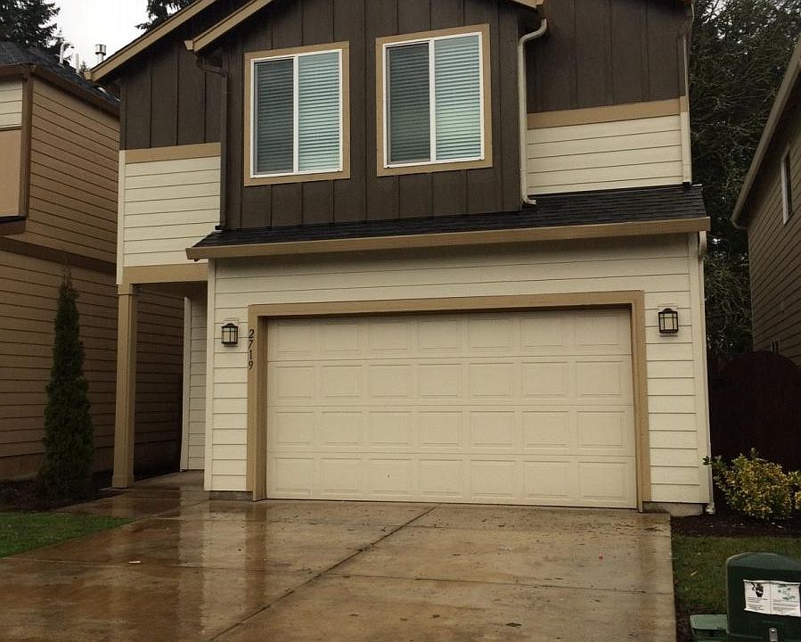 1st image of 2719 NE 88th Pl