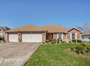 3877 S Cottage Ave, Springfield, MO 65807