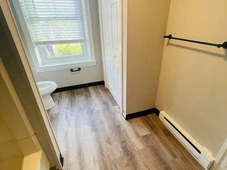 110 E Main St #2A — Photo 21
