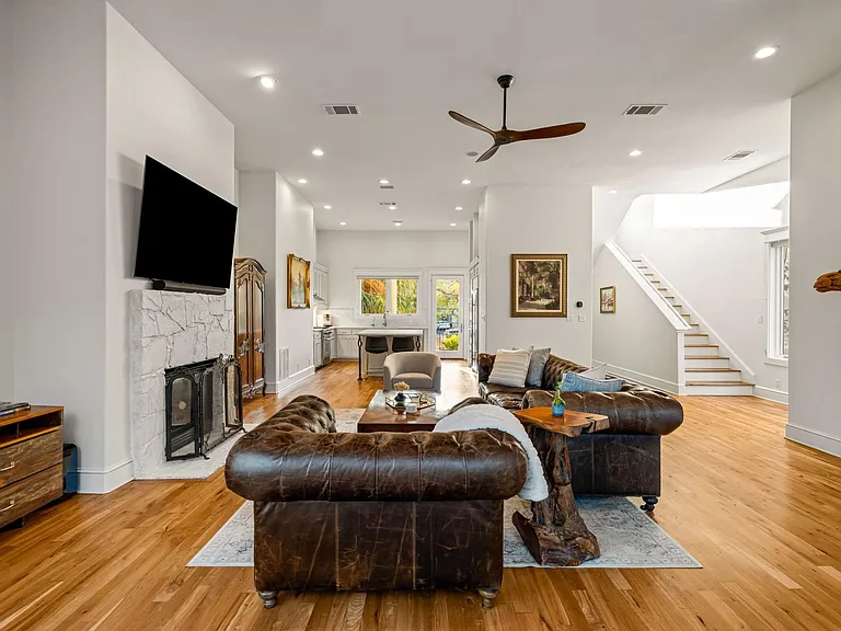 1231 Parkway #B — Photo 12