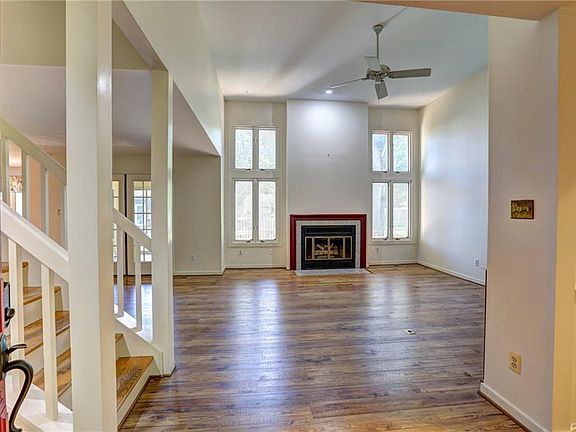 3rd image of 10804 Saint Anton Cir