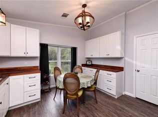 810 County Road 420, Spicewood, TX 78669