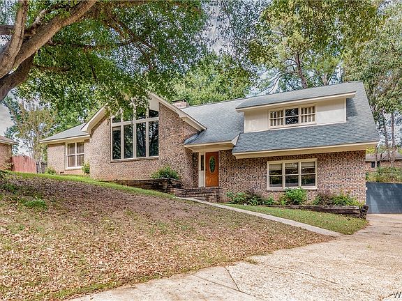 2nd image of 3712 Shoreview Dr