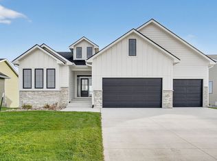 813 SW Cattail Rd, Grimes, IA 50111