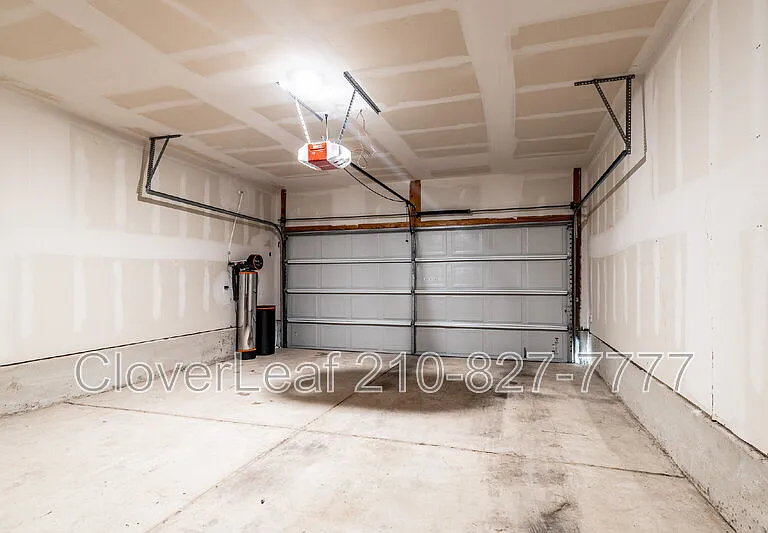 6415 Kendall Cv — Photo 30