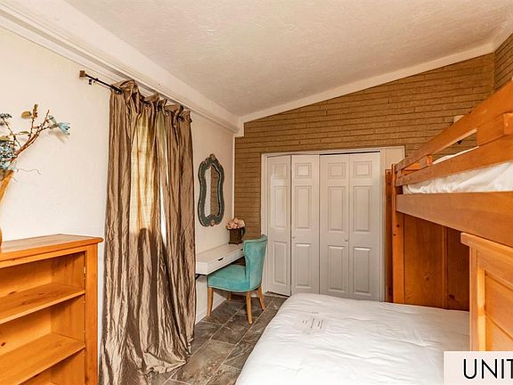 5th image of 1835 Irving St Unit 1