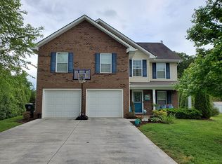 207 Pembrooke Cir, Jonesborough, TN 37659