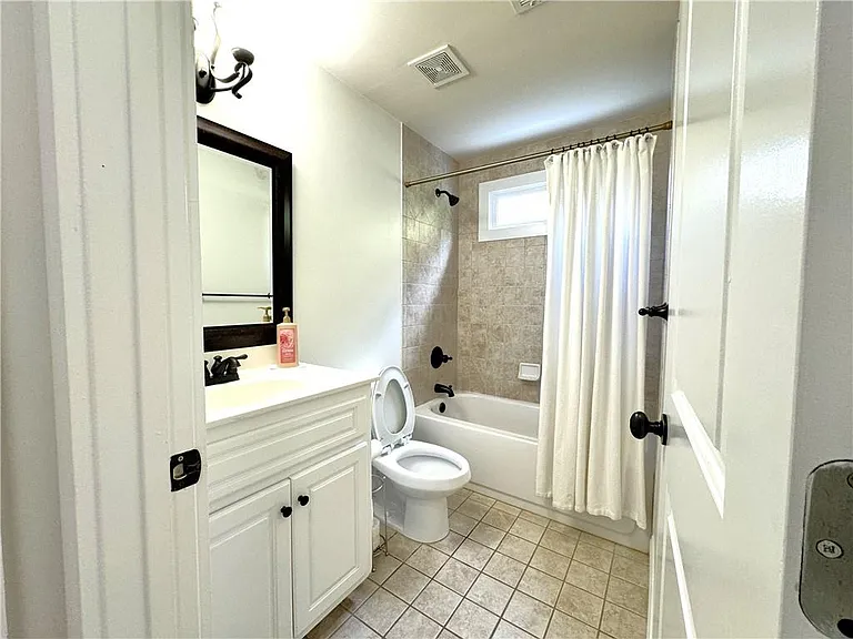 5195 Wickingham Ln — Photo 10