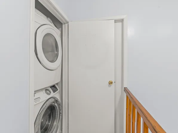 35a Country Drive North image 7 of 13