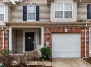 291 Montclair Tower Dr, Saint Charles, MO 63303