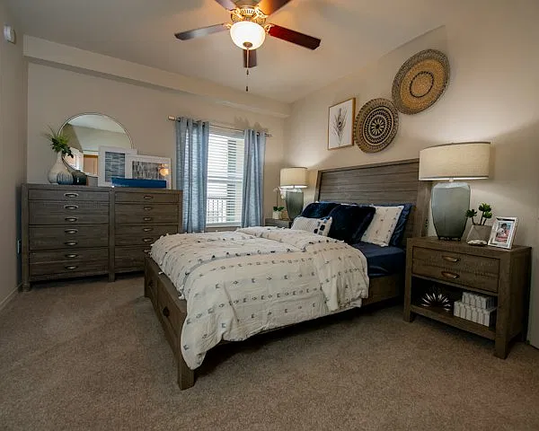 Cedar Ridge Apartments — Photo 2
