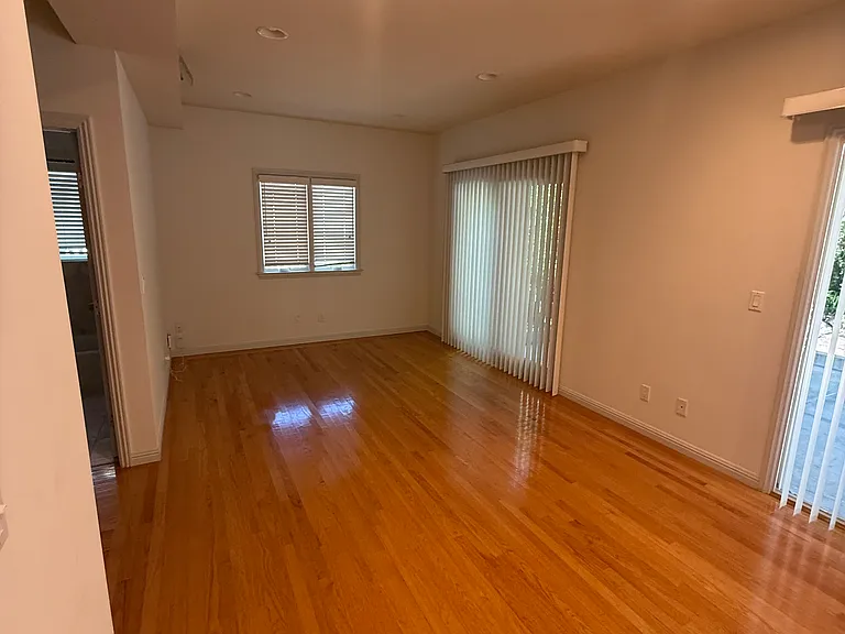 4028 Reinhardt Dr — Photo 9