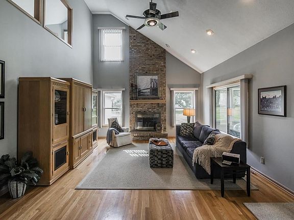 2nd image of 1081 Arcaro Ct