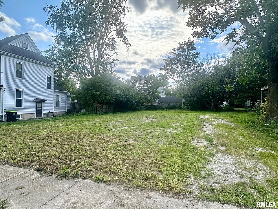 1st image of 329 S Church St